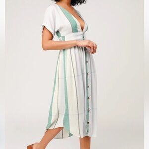 O'NEILL Cotton Green & White Button Down V-neck Pleated Waist Midi Dress